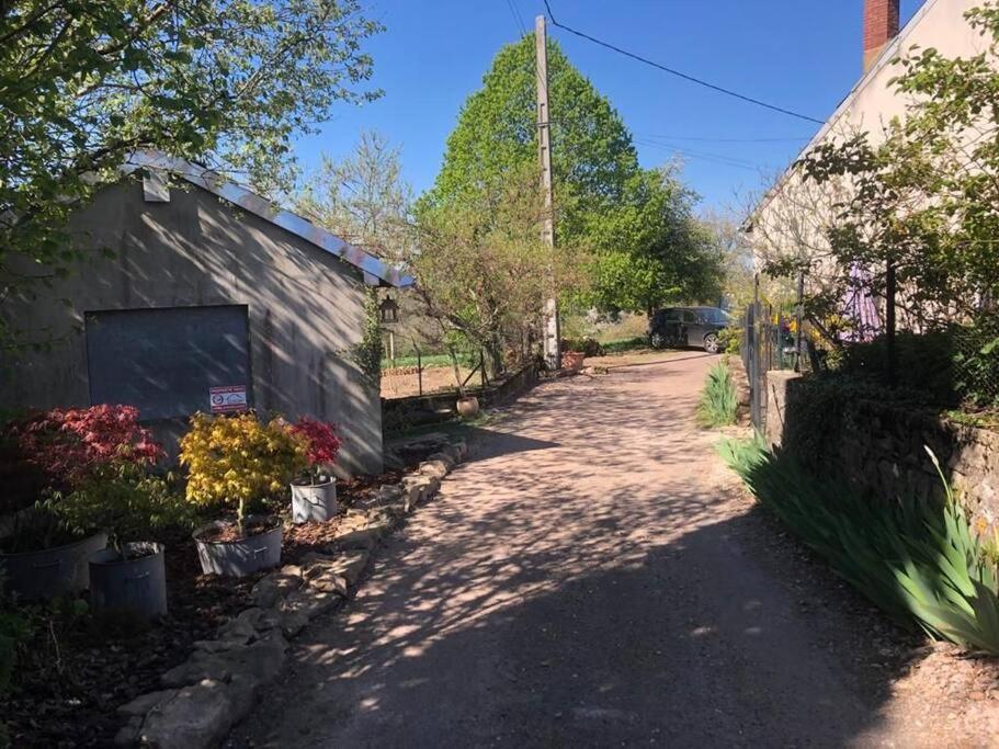 La Petite Maison D'Orphee Marmagne  Exteriör bild